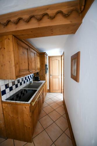 La Ginabelle Apartments
