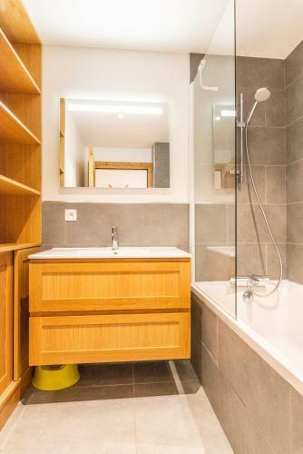 Apartamento Apt. Grand Paradis B14 - Modern With Mont Blanc View