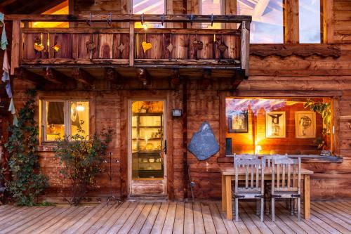 Chalet In The Woods With Mont Blanc View + Fireplace