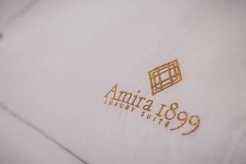 Amira 1899 Luxury Suite