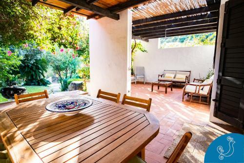 Villa Valeria - Charming House Close To The Beach