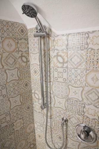 Hostal Room 20 - Piccola Camera In Pietra Bianca