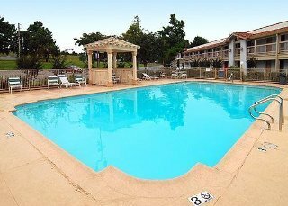 Hotel Rodeway Inn & Suites Little Rock