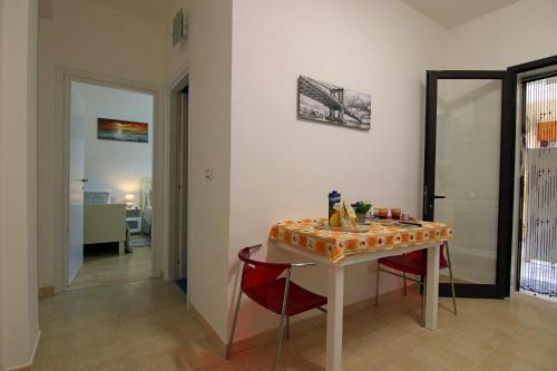 Apartamento Bilocale Del Vico 100 Mt Dal Mare