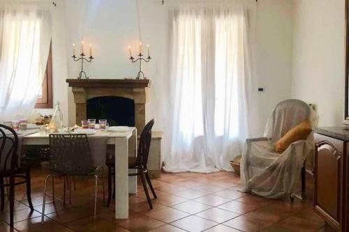 Gallipoli , Villetta A Schiera