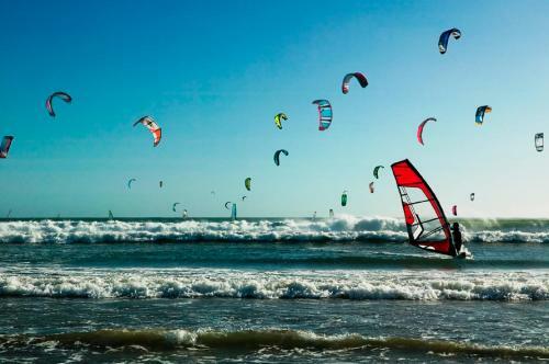 Apartamento The Sea Spot - Beach Vacations With Transfer!