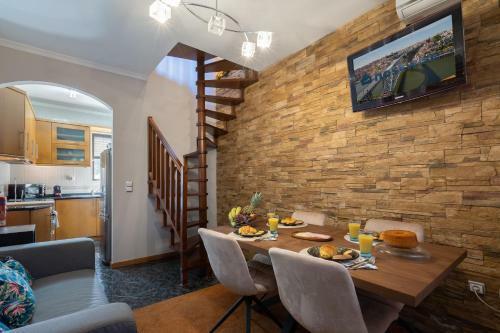 Lovely & Cozy House - Prime Location