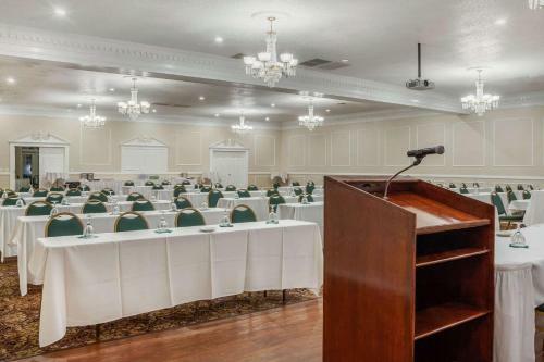 Hotel Wintergreen Resort & Conference Center