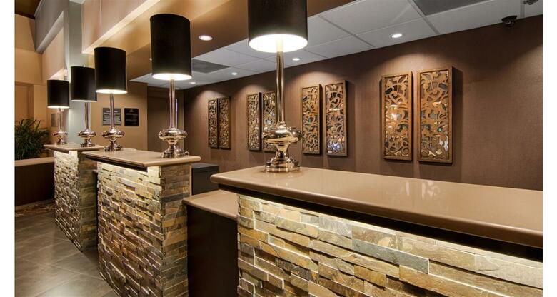 Best Western Plus Landmark Hotel Metairie