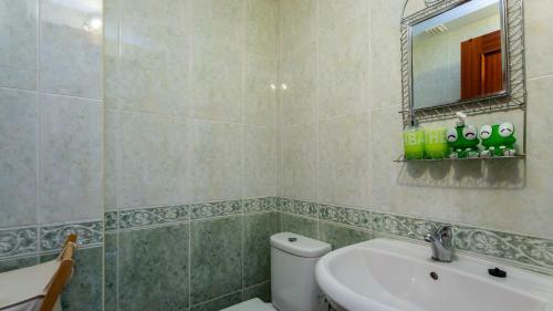 2bdr Nature Apartment W/balcony By Lovelystay
