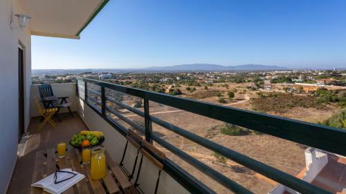 2bdr Nature Apartment W/balcony By Lovelystay