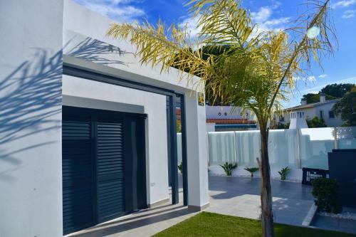 Amora Villa Sacha