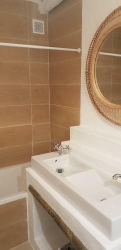 Old Village Design 3 Bedroom Townhouse