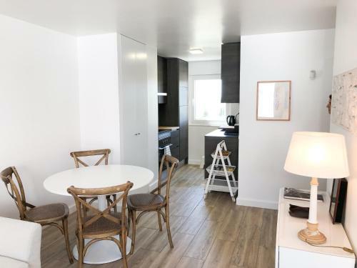 Vilamoura Marina Apartment With Swimming Pool
