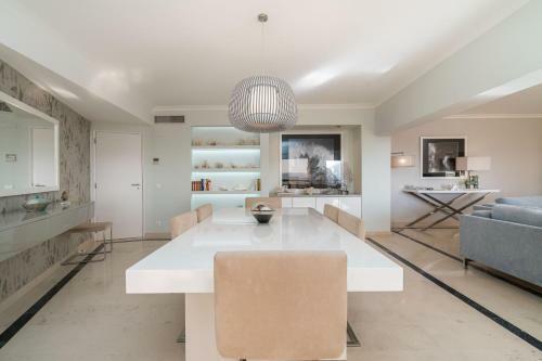 Apartamento Marina Mar 'penthouse' By Sapvillas