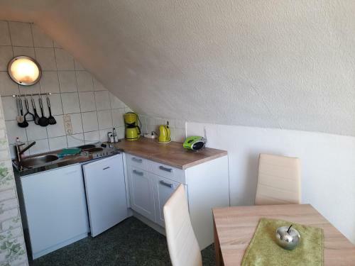 Apartamento Boddenblick - Ferienwohnung Mit Gartennutzung In Grieben Hiddensee