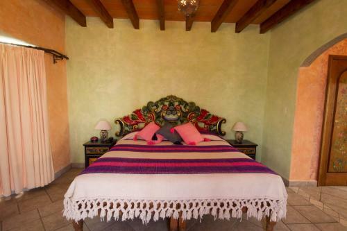La Casa De Las Bugambilias - Boutique Villas Xichu