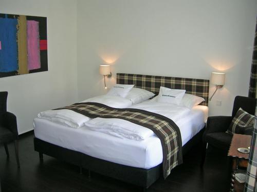 Hotel & Caf� Kleinergr�nauer