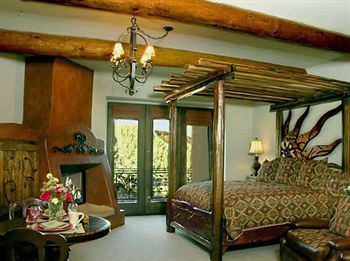 Hotel Adobe Grand Villas