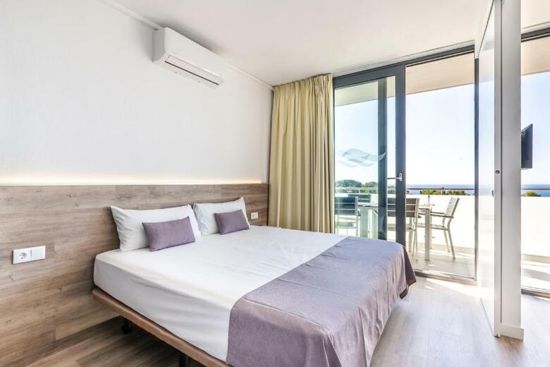 Aparthotel Comtat Sant Jordi