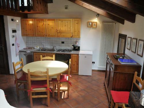 Apartamento Trilocale Con Vista Monte Bianco