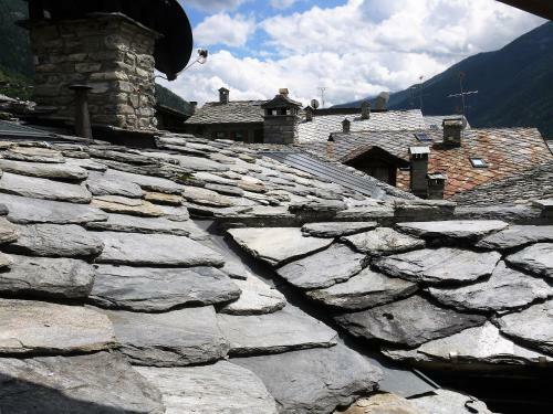 Apartamento Trilocale Con Vista Monte Bianco
