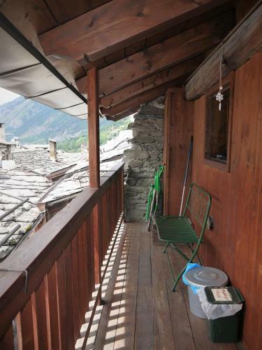 Apartamento Trilocale Con Vista Monte Bianco