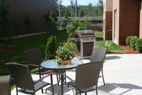 Hotel Fairfield Inn & Suites Sudbury