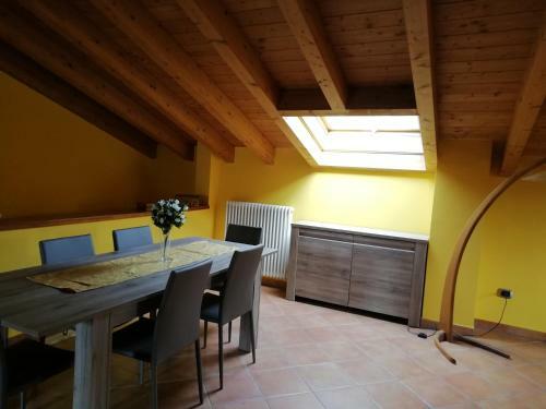 Casa Giulia (between Lake And Mountain)