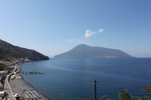 Apartamento Nerossidiana Sul Mare Di Lipari