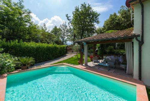 Villa Con Piscina Esclusiva Nel Verde