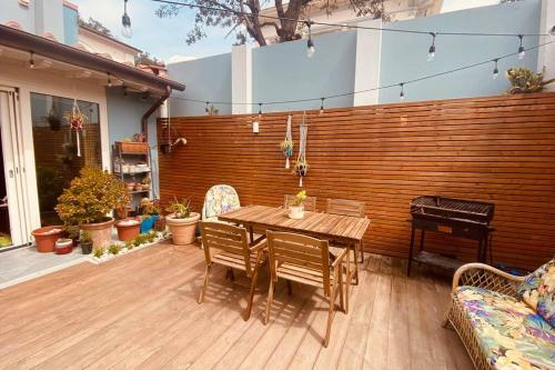 Apartamento Viareggina Con Giardino