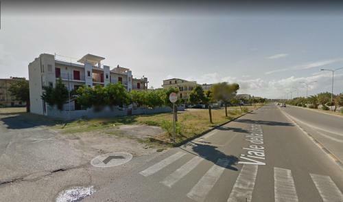 Facing The Sea