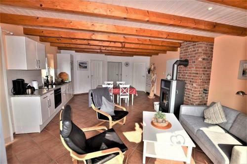 Apartamento Ostseeliebe-erd-rechst-4-kk-h