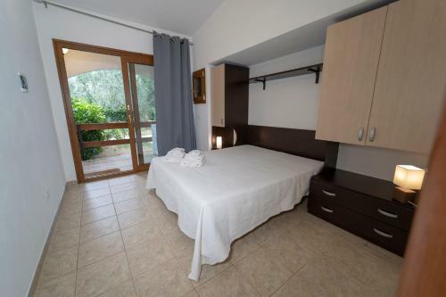 Melograno Holiday Home With Swimming Pool And Private Beach