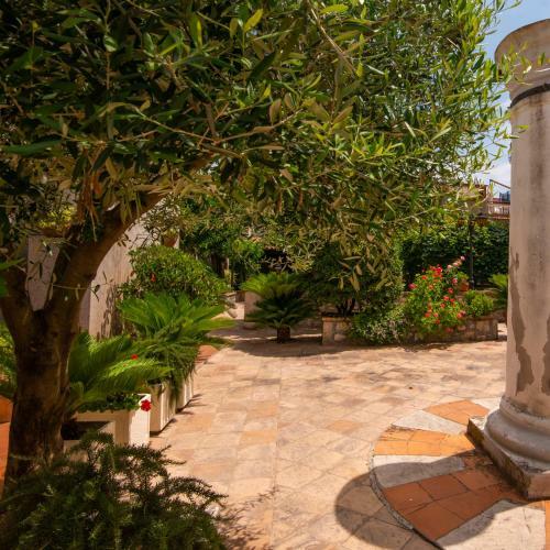 Bed & Breakfast Torre Caetana