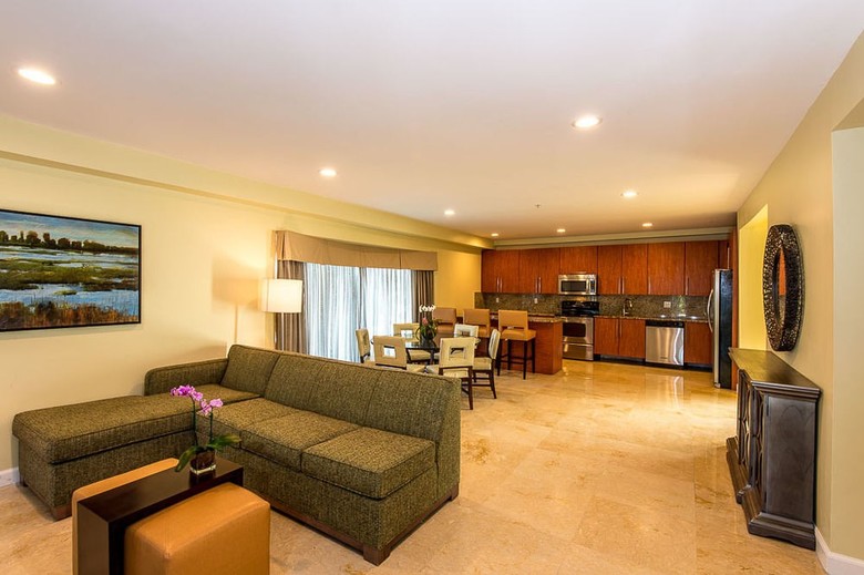 Las Olas Royal Beach Apartments