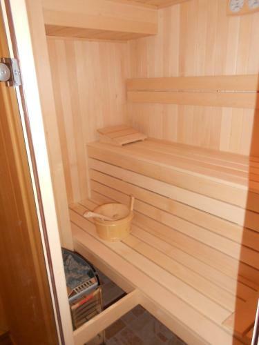 Hostal Nenchova Guest House
