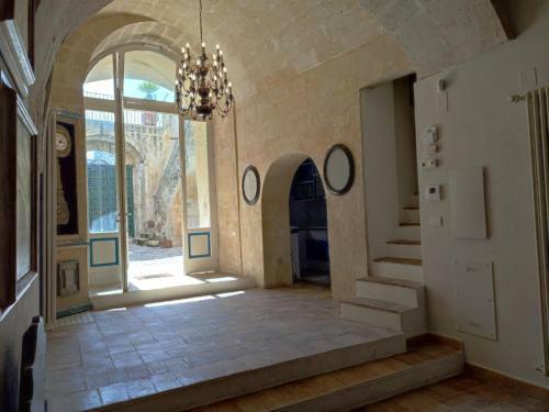Hostal Casa Tudor Art Luxury Rooms
