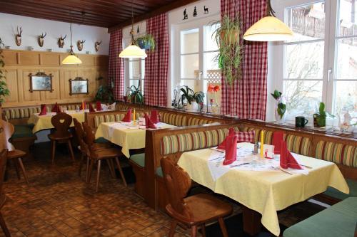 Hostal Gasthof Hotel Weberh�usl
