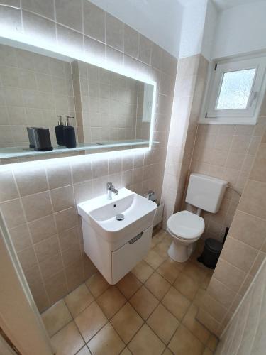 Apartamento Tolle 125m� Erdgescho�wohnung Im Einzelhaus
