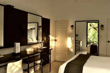 Hotel Las Casas B+b