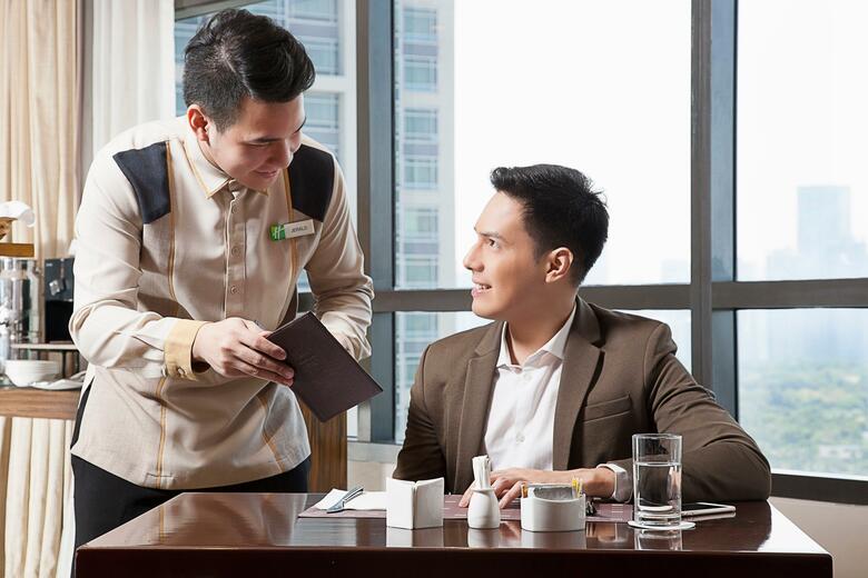 Hotel Holiday Inn & Suites Makati
