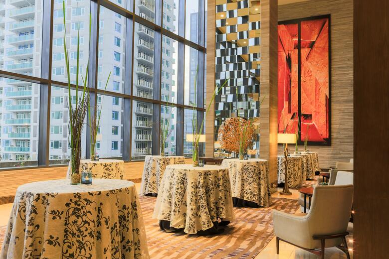 Hotel Holiday Inn & Suites Makati