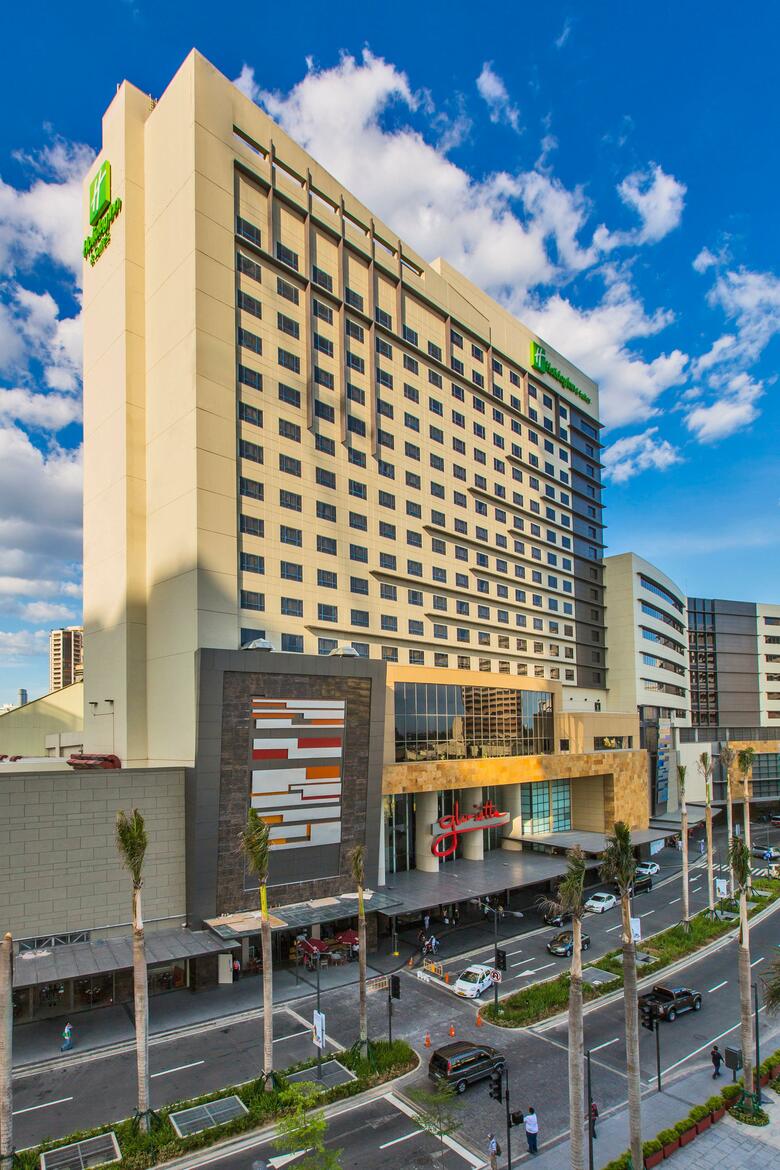 Hotel Holiday Inn & Suites Makati