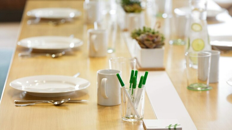 Hotel Holiday Inn & Suites Makati