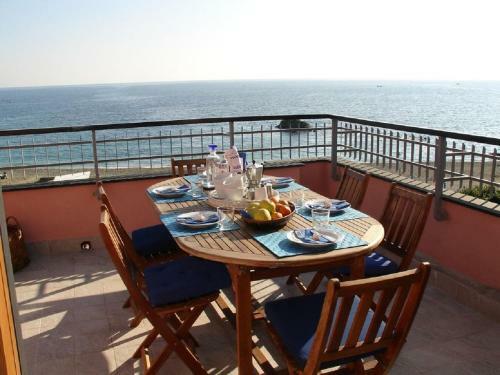 Apartamento Casa Arveja (Sea Breeze) House