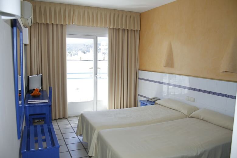 Hotel Virgen Del Mar