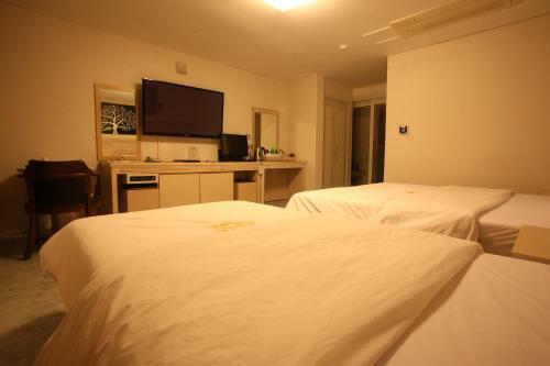 J-top Hotel