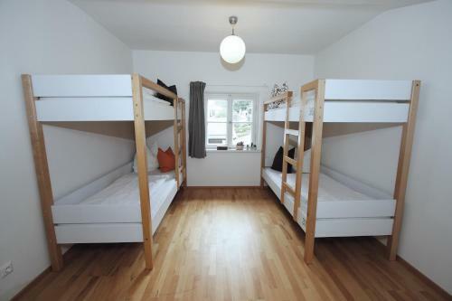 Albergue Berg Blick Jugendherberge Mit Privatzimmer